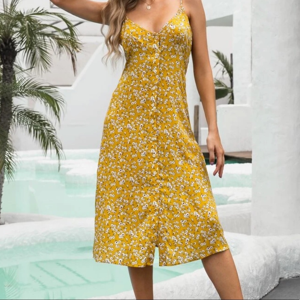 Floral dress. Size S